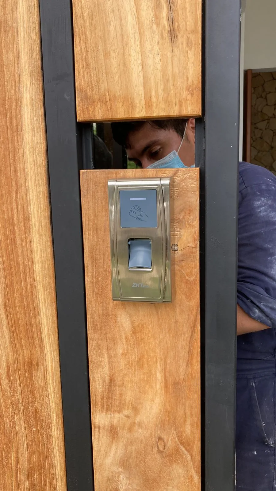 Controles de acceso y asistencia personal